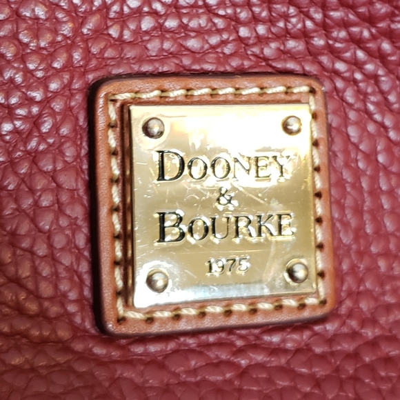 Authentic Dooney & Bourke Genuine Pebbled Leather Large Crossbody Bag Tote - Picture 3 of 16